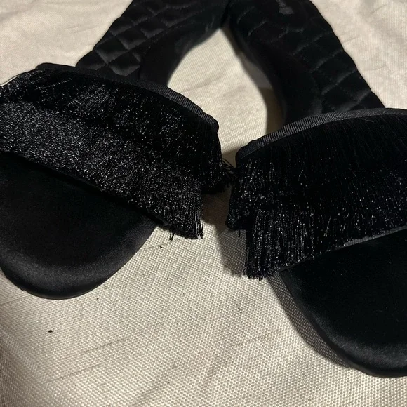Birdies Black Quilted Fringe Slides - Picture 8 of 10